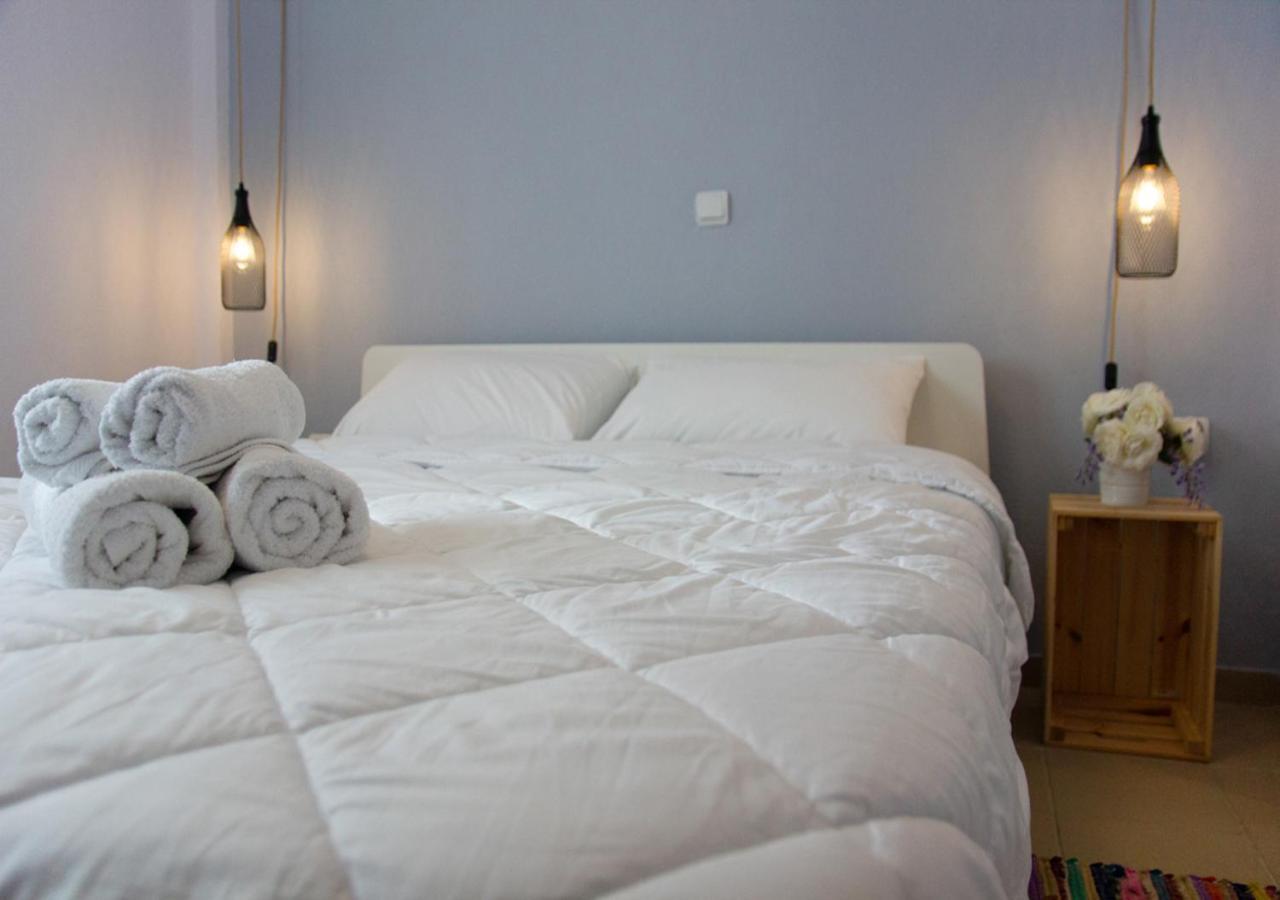 Beachfront Stylish Maisonette In Иерисос Екстериор снимка